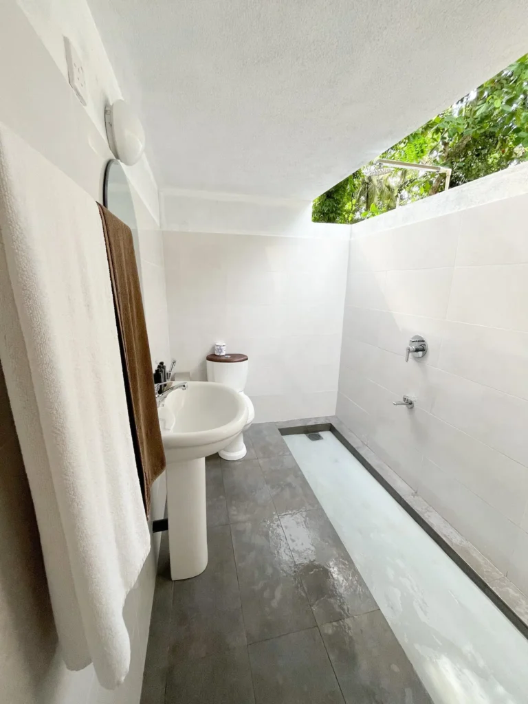 Washrooms at Talalla Retreat